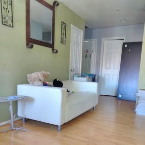 Meet your Posher, Diaz